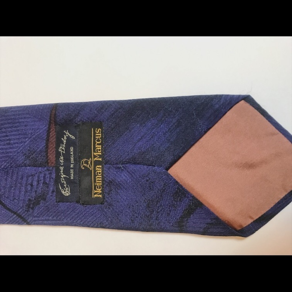 Georgina Von Etzdorf Neiman Marcus silk tie - Picture 2 of 2